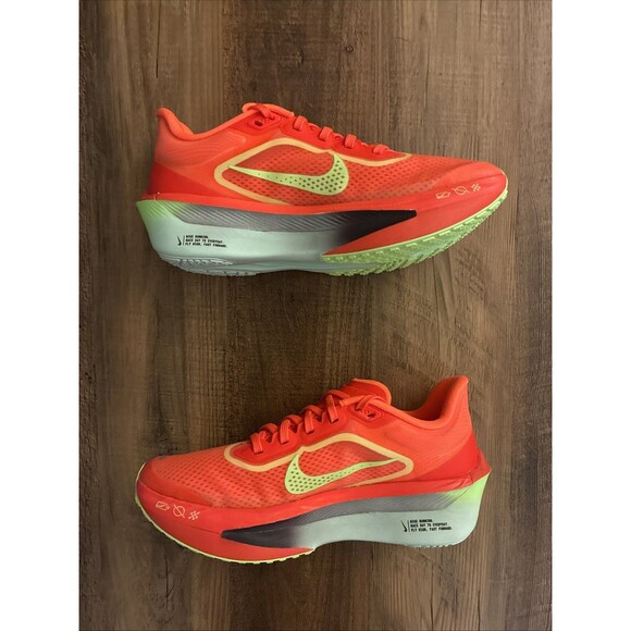 Nike Zoom Fly 6 Bright Crimson Women Size 7 Running Shoes FN8455-601 - Picture 2 of 6